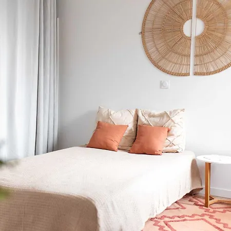 Agreable Cosy Entierement Renove マザメ